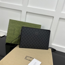 Gucci Clutch Bags